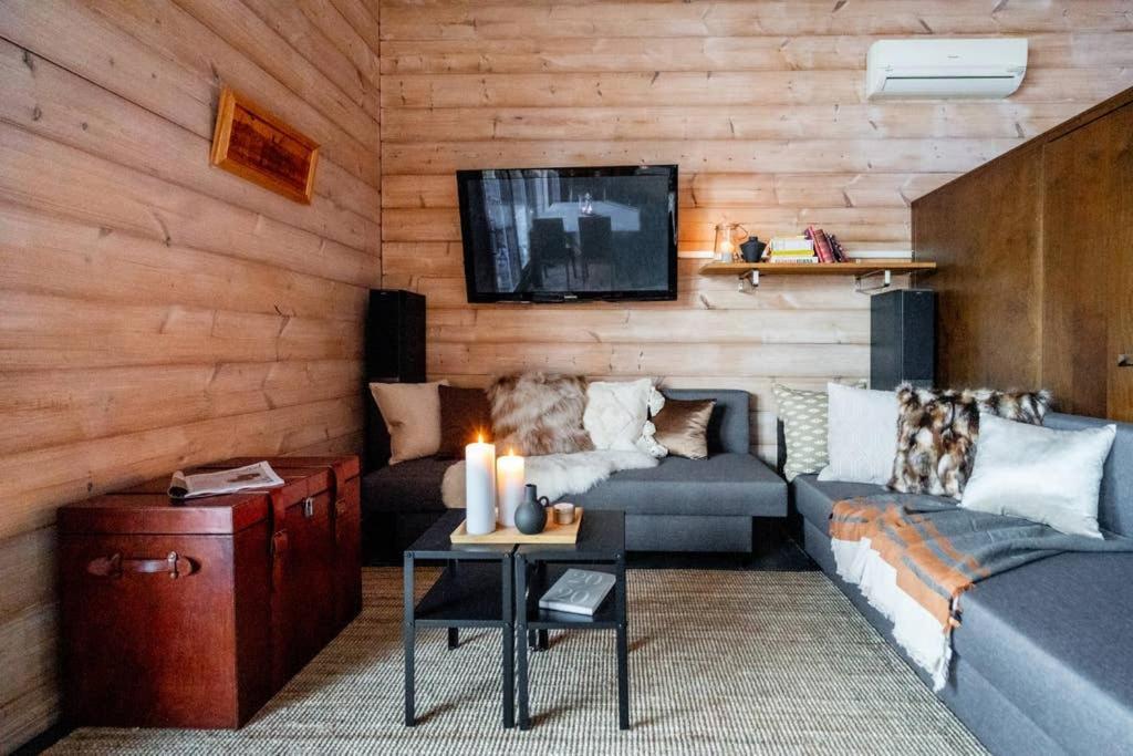 Koitelin Residenssi Villa Oulu Luaran gambar