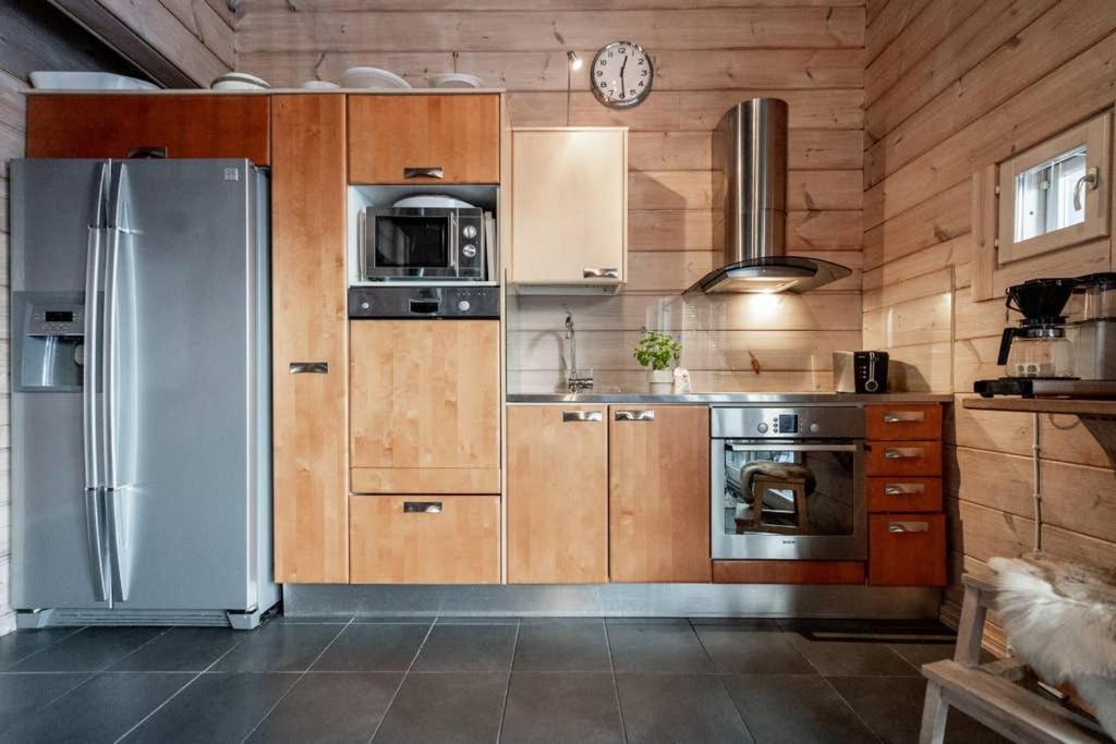 Koitelin Residenssi Villa Oulu Luaran gambar
